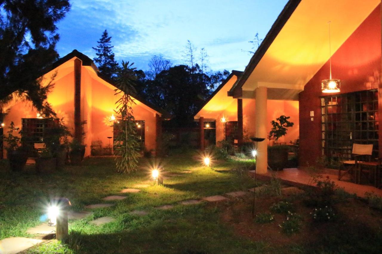 Le Rustique Hotel Nanyuki Bagian luar foto